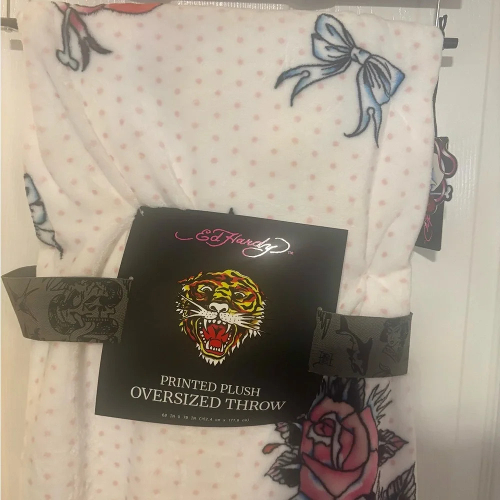 Ed Hardy plush throw